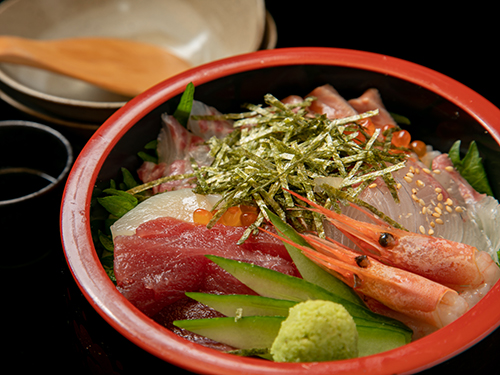 海鮮丼